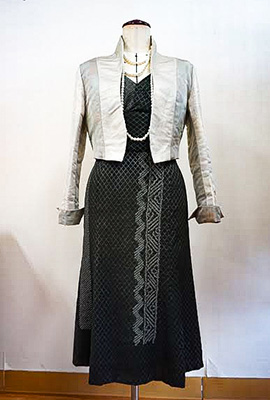 フォーマルドレス